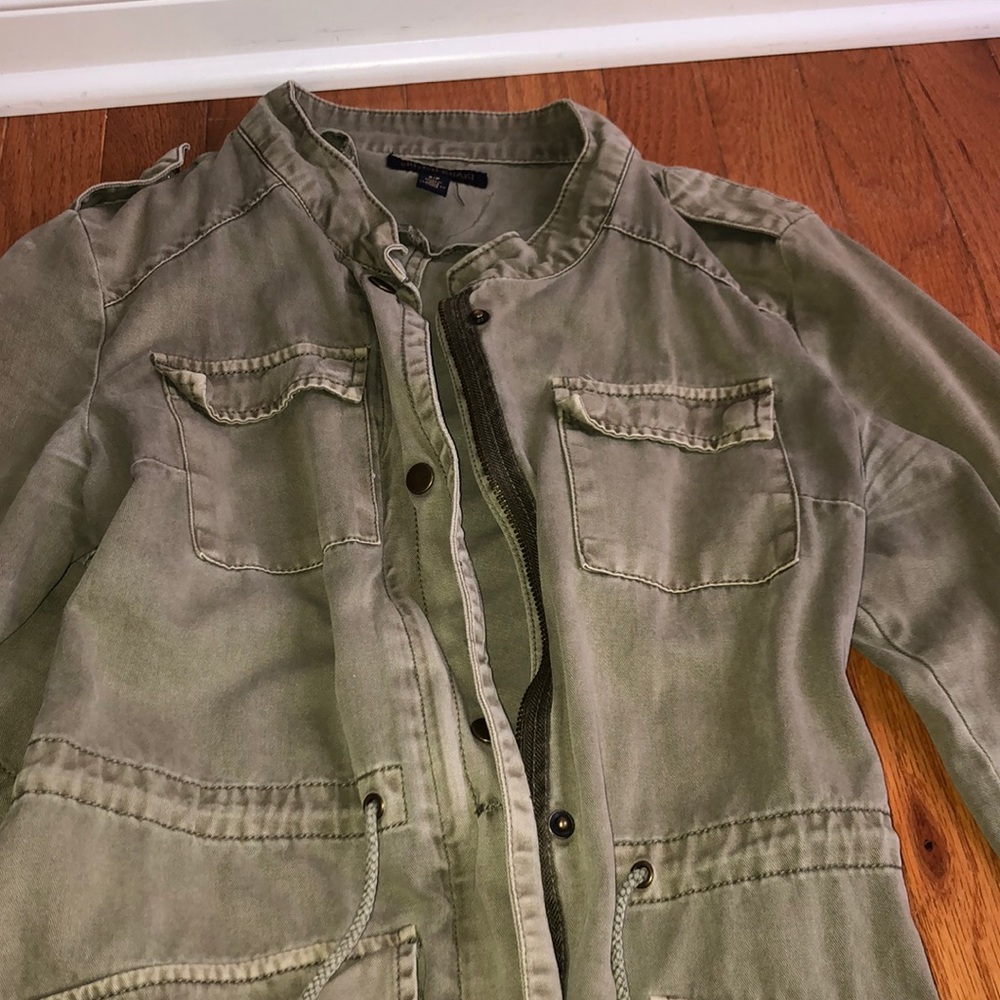 Green jacket - Picture 1 of 3